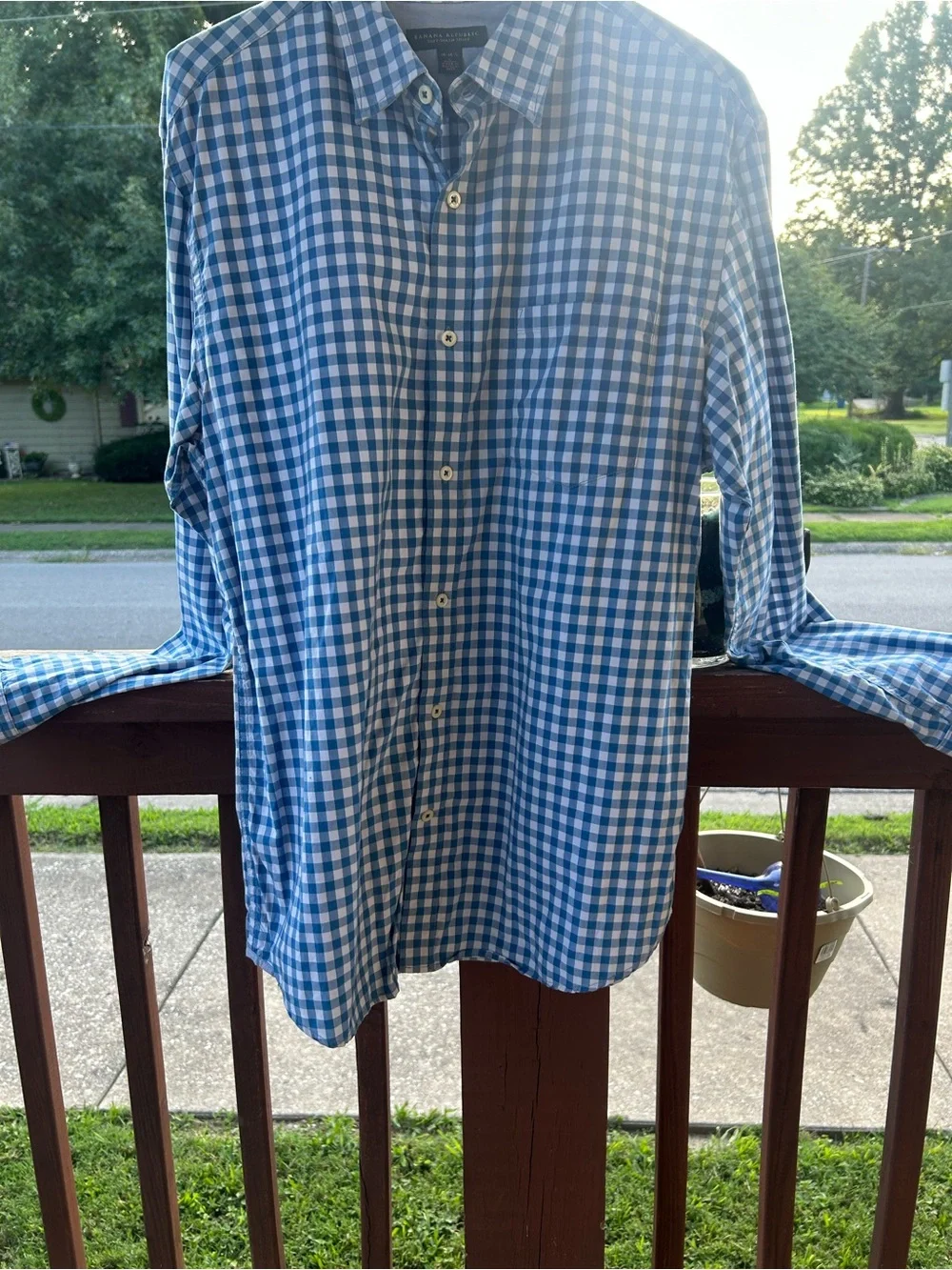 Men's Banana Republic Gingham Button-Up Shirt - Classic Casual